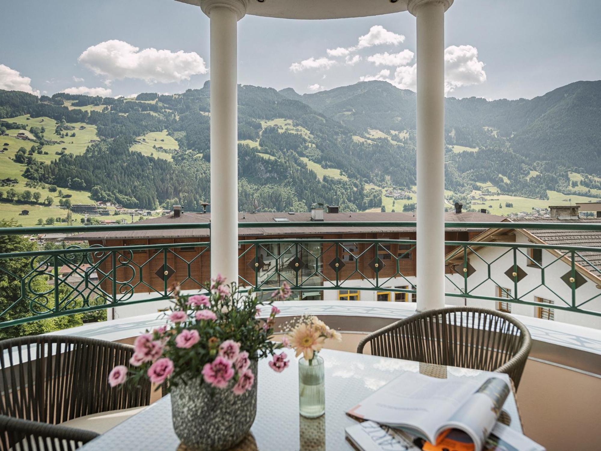 Hotel Sieghard Zillertal Хиппах Экстерьер фото