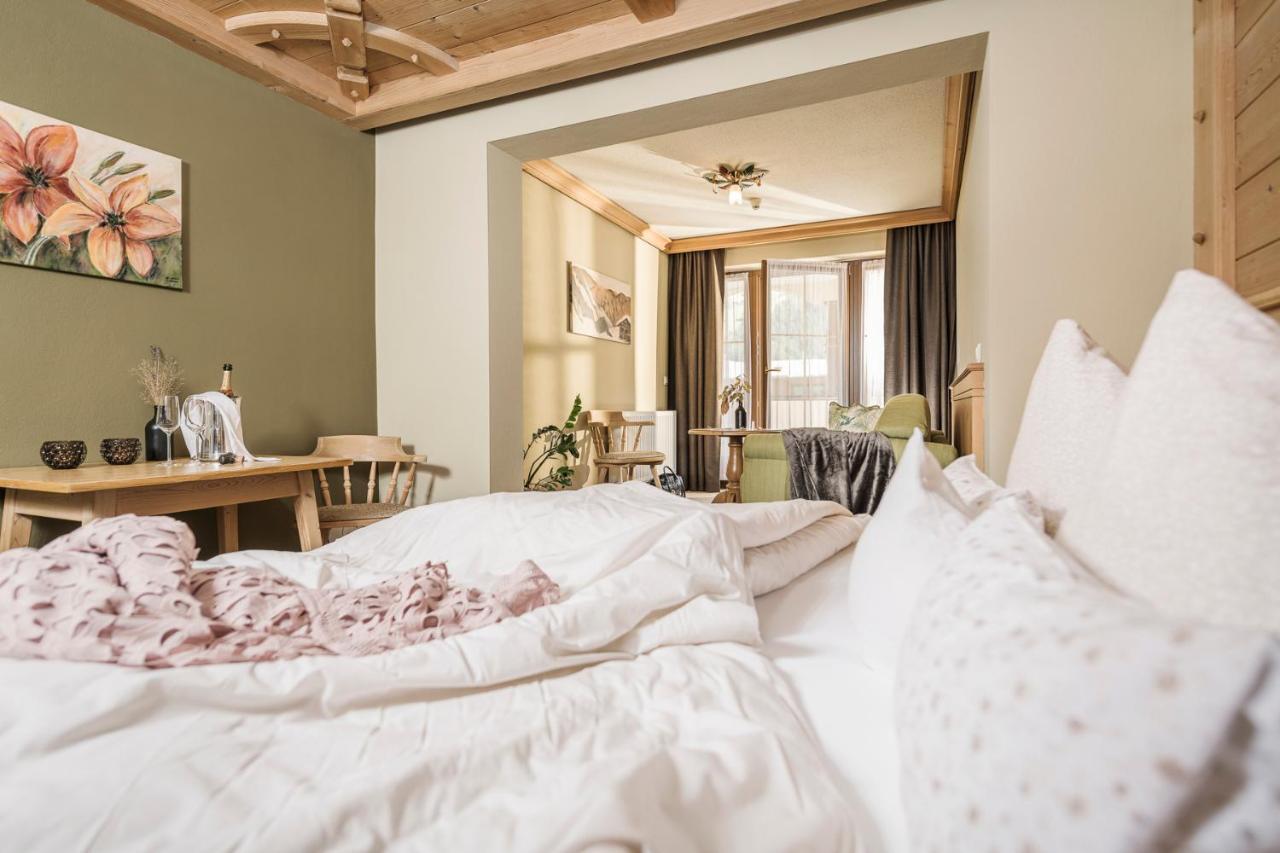 Hotel Sieghard Zillertal Хиппах Экстерьер фото