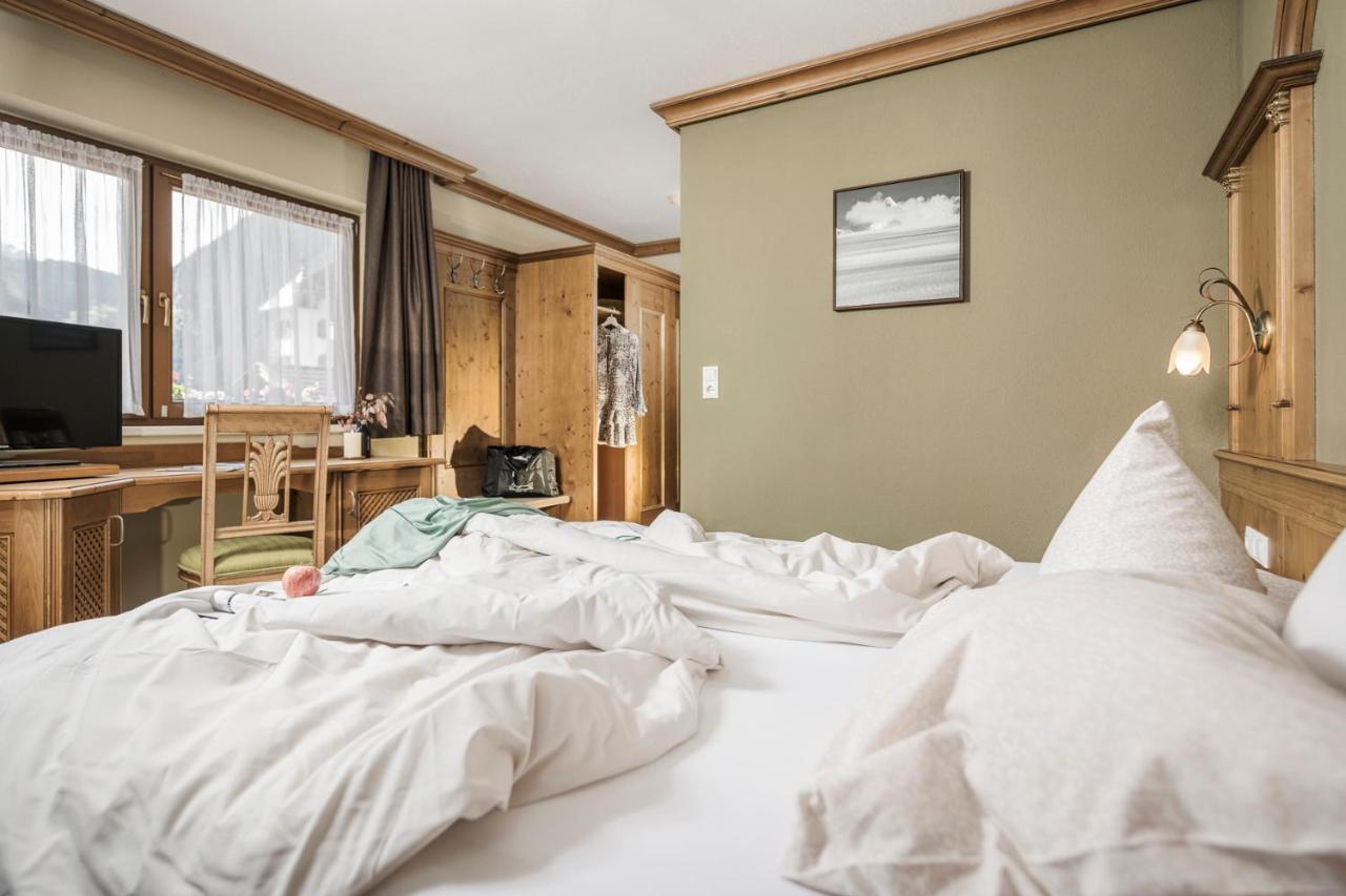 Hotel Sieghard Zillertal Хиппах Экстерьер фото